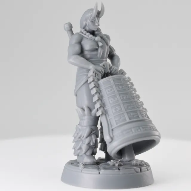 Grey sculpt preview of the Bell Keeper miniature