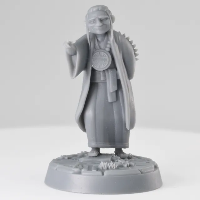 Grey sculpt preview of the Elder Abbess miniature